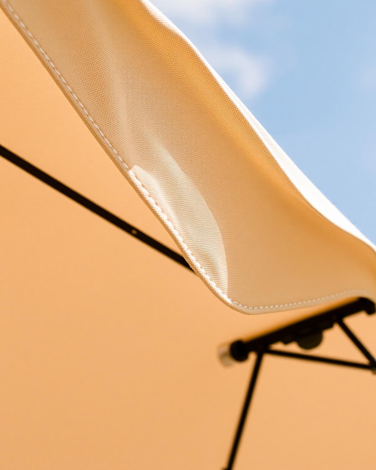 Detalhe de tela Sling premium com costura fina